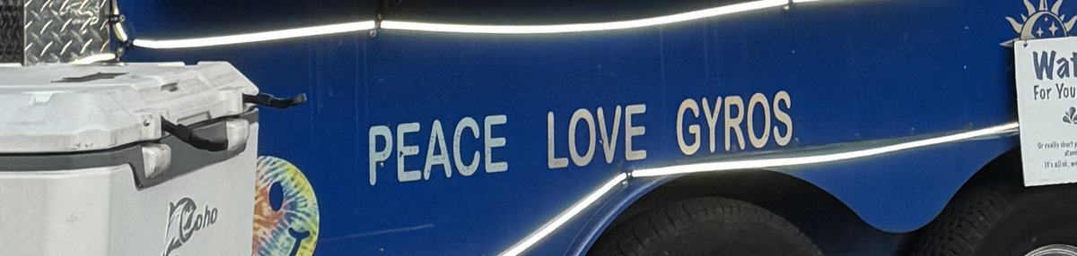 Medallens Gyros truck window, Peace Love Gyros